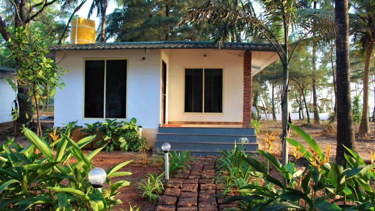 Vishraanti Beach Stay Kumta Exteriör bild